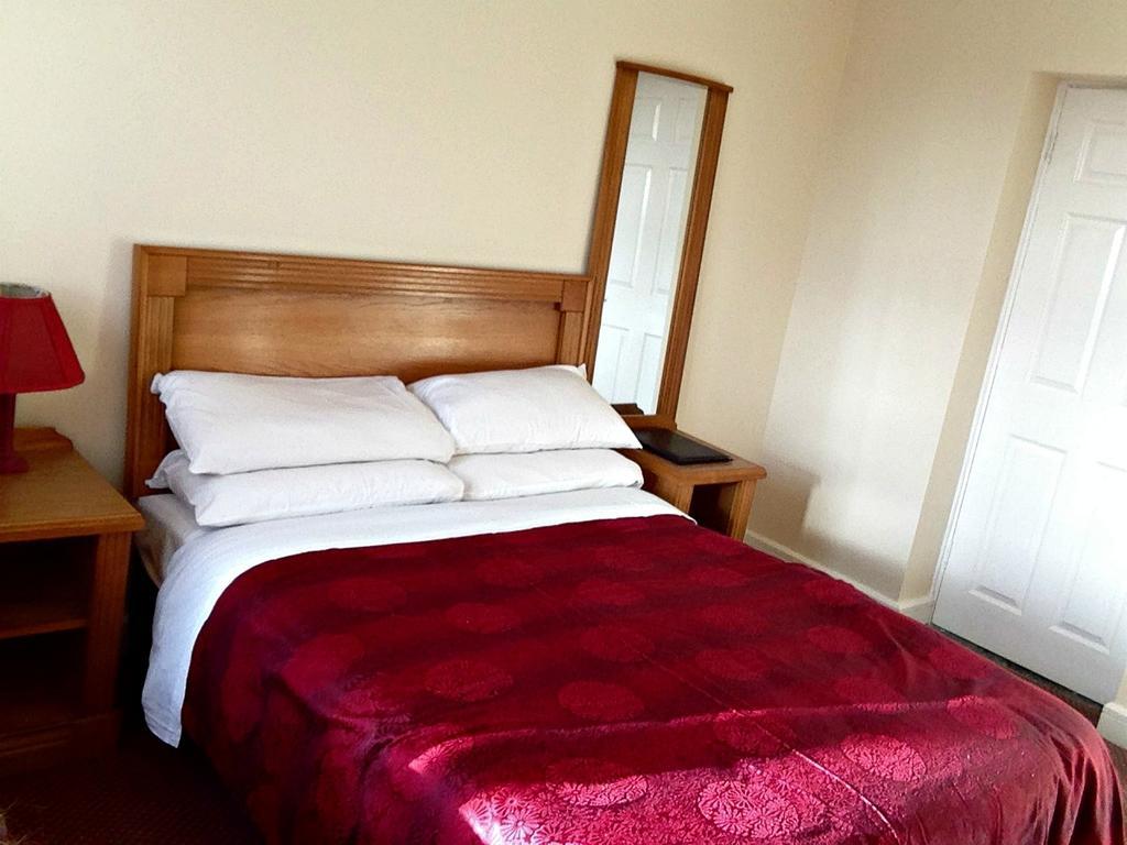 Westgate House B&B Strokestown Room photo