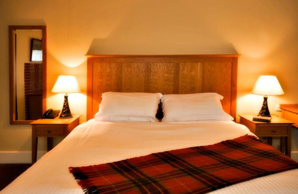 Westgate House B&B Strokestown Room photo